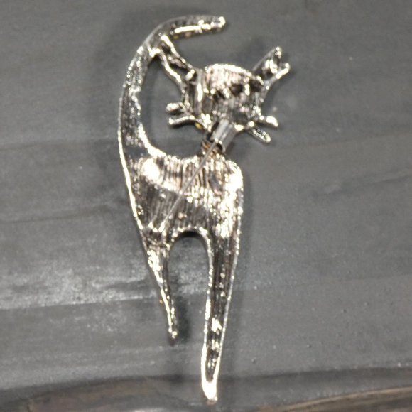 Sparkling Rhinestone Cool Cat, Kewl Kitty - Brooch Pin - with Gifting Box - Picture 2 of 8